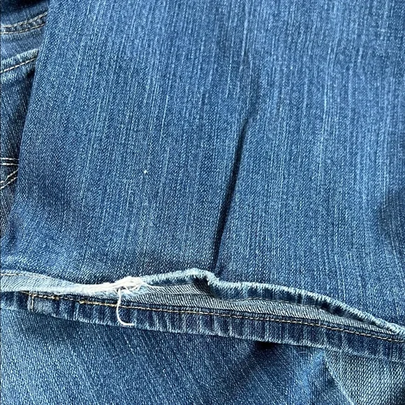 Abercrombie & Fitch Medium Blue Wide Leg Jeans - Picture 5 of 6